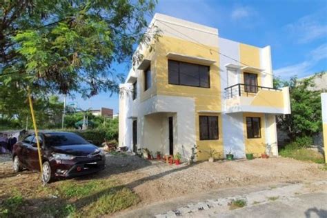 House for Rent in Cavite .